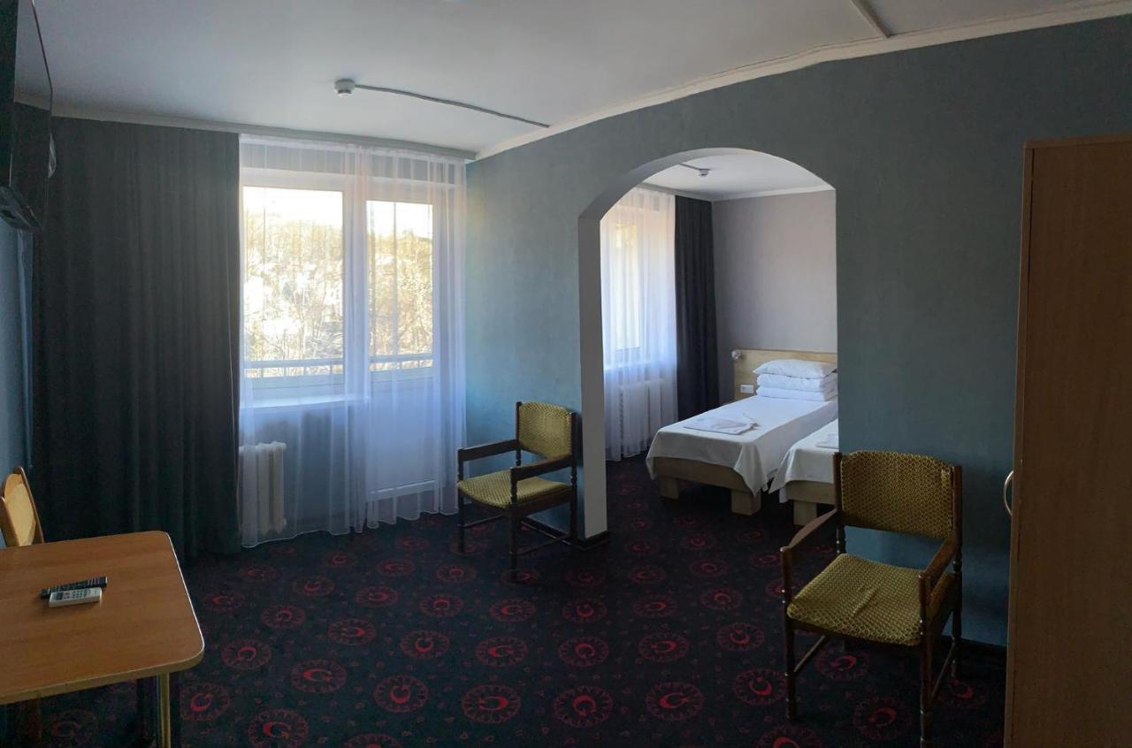 Institutul Muncii Hotel Chisinau Luaran gambar